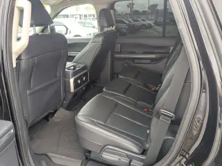 Ford Expedition 2024 4x4 XLT 4 puertas SUV