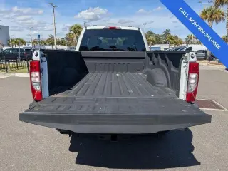 Ford F-350 Super Duty 2022 4x4 King Ranch 4 puertas Cabina Crew 6.8 pies. SB SRW Pickup