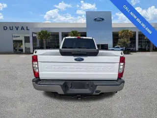 Ford F-350 Super Duty 2022 4x4 King Ranch 4 puertas Cabina Crew 6.8 pies. SB SRW Pickup