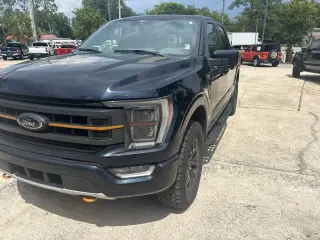 Ford F-150 2021 4x4 Tremor 4 puertas SuperCrew 5.5 pies. Caja corta