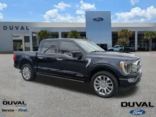 Ford F-150 2022 4x4 King Ranch 4 puertas SuperCrew 5.5 pies. SB