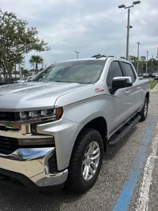 Chevrolet Silverado 1500 Limited 2022 4x4 LT 4 puertas Cabina Crew 5.8 pies. SB con 1LT