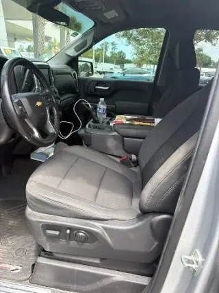 Chevrolet Silverado 1500 Limited 2022 4x4 LT 4 puertas Cabina Crew 5.8 pies. SB con 1LT