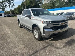 Chevrolet Silverado 1500 Limited 2022 4x4 LT 4 puertas Cabina Crew 5.8 pies. SB con 1LT