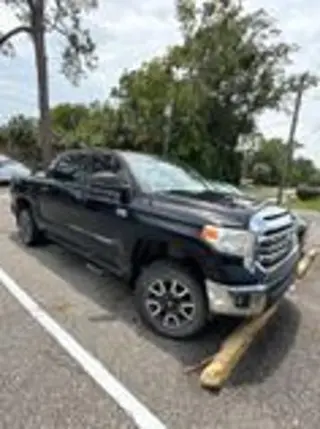 Toyota Tundra 2016 4x4 SR5 4 puertas CrewMax Cab Pickup SB (5.7L V8)