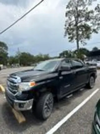 Toyota Tundra 2016 4x4 SR5 4 puertas CrewMax Cab Pickup SB (5.7L V8)