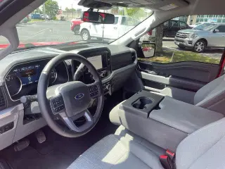 Ford F-150 2023 4x4 XLT 4 puertas SuperCrew 5.5 pies. SB