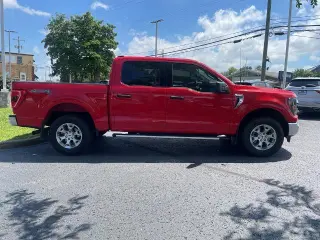 Ford F-150 2023 4x4 XLT 4 puertas SuperCrew 5.5 pies. SB