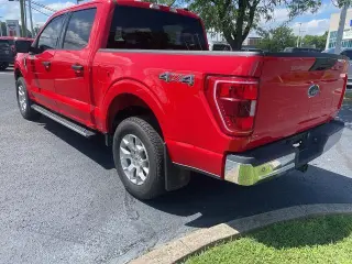 Ford F-150 2023 4x4 XLT 4 puertas SuperCrew 5.5 pies. SB