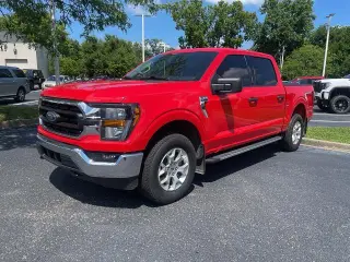Ford F-150 2023 4x4 XLT 4 puertas SuperCrew 5.5 pies. SB