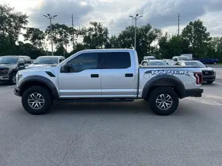 Ford F-150 2018 4x4 Raptor 4 puertas SuperCrew 5.5 pies. SB