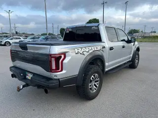 Ford F-150 2018 4x4 Raptor 4 puertas SuperCrew 5.5 pies. SB