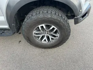 Ford F-150 2018 4x4 Raptor 4 puertas SuperCrew 5.5 pies. SB