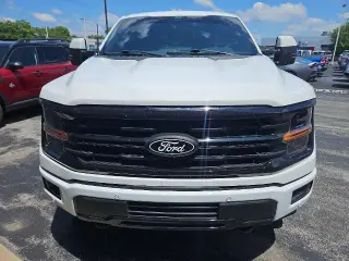 Ford F-150 2024 4x4 XLT 4 puertas SuperCrew 6.5 pies. SB