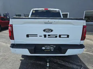 Ford F-150 2024 4x4 XLT 4 puertas SuperCrew 6.5 pies. SB