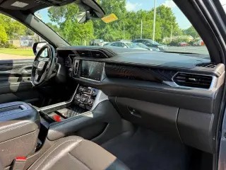 GMC Yukon 2021 4x4 Denali 4 puertas SUV