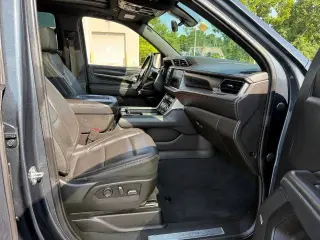 GMC Yukon 2021 4x4 Denali 4 puertas SUV