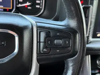 GMC Yukon 2021 4x4 Denali 4 puertas SUV
