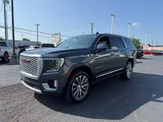 GMC Yukon 2021 4x4 Denali 4 puertas SUV