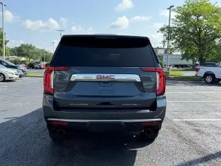 GMC Yukon 2021 4x4 Denali 4 puertas SUV