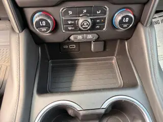 Chevrolet Tahoe 2023 4x2 LS 4 puertas SUV