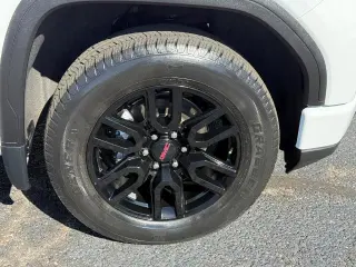 GMC Sierra 1500 2022 4x4 Elevation 4 puertas Double Cab 6.6 pies. SB