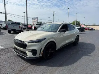 Ford Mustang Mach-E 2025 AWD GT 4 puertas SUV