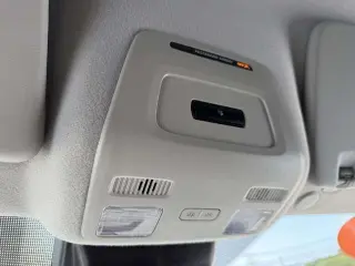 Ford Transit 2024 AWD 250 3dr LWB Techo Medio Furgón de Carga