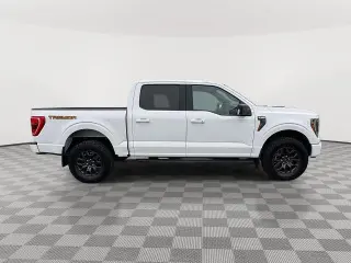Ford F-150 2023 4x4 Tremor 4 puertas SuperCrew 5.5 pies. SB