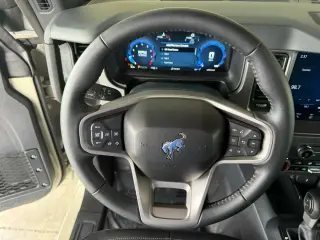 Ford Bronco 2025 4x4 Big Bend 4 puertas SUV