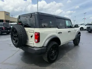 Ford Bronco 2025 4x4 Big Bend 4 puertas SUV