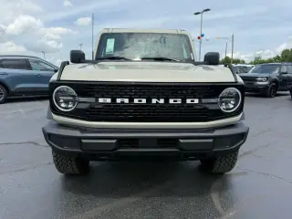 Ford Bronco 2025 4x4 Big Bend 4 puertas SUV