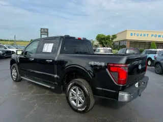 Ford F-150 2025 4x4 XLT 4 puertas SuperCrew 6.5 pies. Caja corta