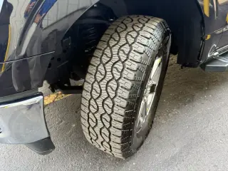 Ford F-150 2025 4x4 XLT 4 puertas SuperCrew 6.5 pies. Caja corta