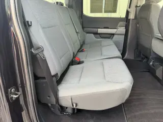 Ford F-150 2025 4x4 XLT 4 puertas SuperCrew 6.5 pies. Caja corta