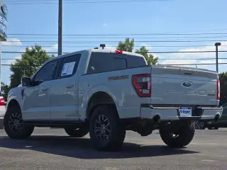 Ford F-150 2023 4x4 Tremor 4 puertas SuperCrew 5.5 pies SB