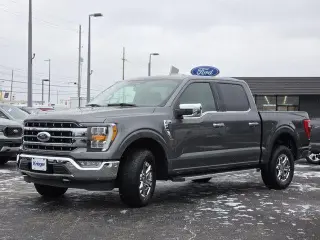 Ford F-150 2023 4x4 Lariat 4 puertas SuperCrew 5.5 pies. SB