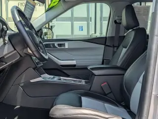 Ford Explorer 2022 XLT 4 puertas SUV