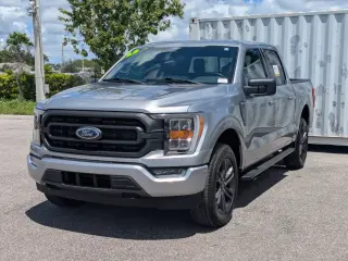 Ford F-150 2023 4x4 XLT 4 puertas SuperCrew 5.5 pies SB
