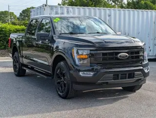 Ford F-150 2023 4x4 XLT 4 puertas SuperCrew 5.5 pies. SB