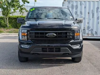 Ford F-150 2023 4x4 XLT 4 puertas SuperCrew 5.5 pies. SB