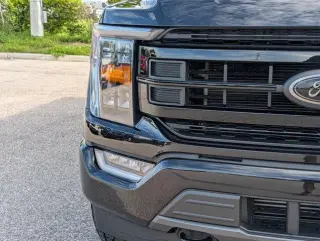 Ford F-150 2023 4x4 XLT 4 puertas SuperCrew 5.5 pies. SB