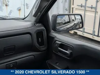 Chevrolet Silverado 1500 2020 4x2 Custom 4 puertas Cabina Crew 5.8 pies. SB