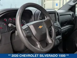 Chevrolet Silverado 1500 2020 4x2 Custom 4 puertas Cabina Crew 5.8 pies. SB