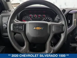 Chevrolet Silverado 1500 2020 4x2 Custom 4 puertas Cabina Crew 5.8 pies. SB
