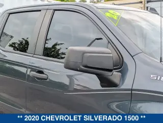 Chevrolet Silverado 1500 2020 4x2 Custom 4 puertas Cabina Crew 5.8 pies. SB