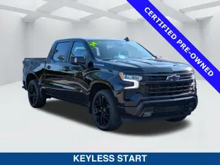Chevrolet Silverado 1500 2024 4x4 RST 4 puertas Cabina Crew 5.8 pies. Caja corta