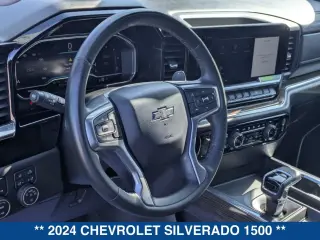 Chevrolet Silverado 1500 2024 4x4 RST 4 puertas Cabina Crew 5.8 pies. Caja corta