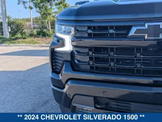 Chevrolet Silverado 1500 2024 4x4 RST 4 puertas Cabina Crew 5.8 pies. Caja corta