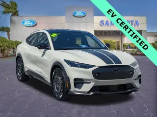 Ford Mustang Mach-E 2025 AWD GT 4 puertas SUV